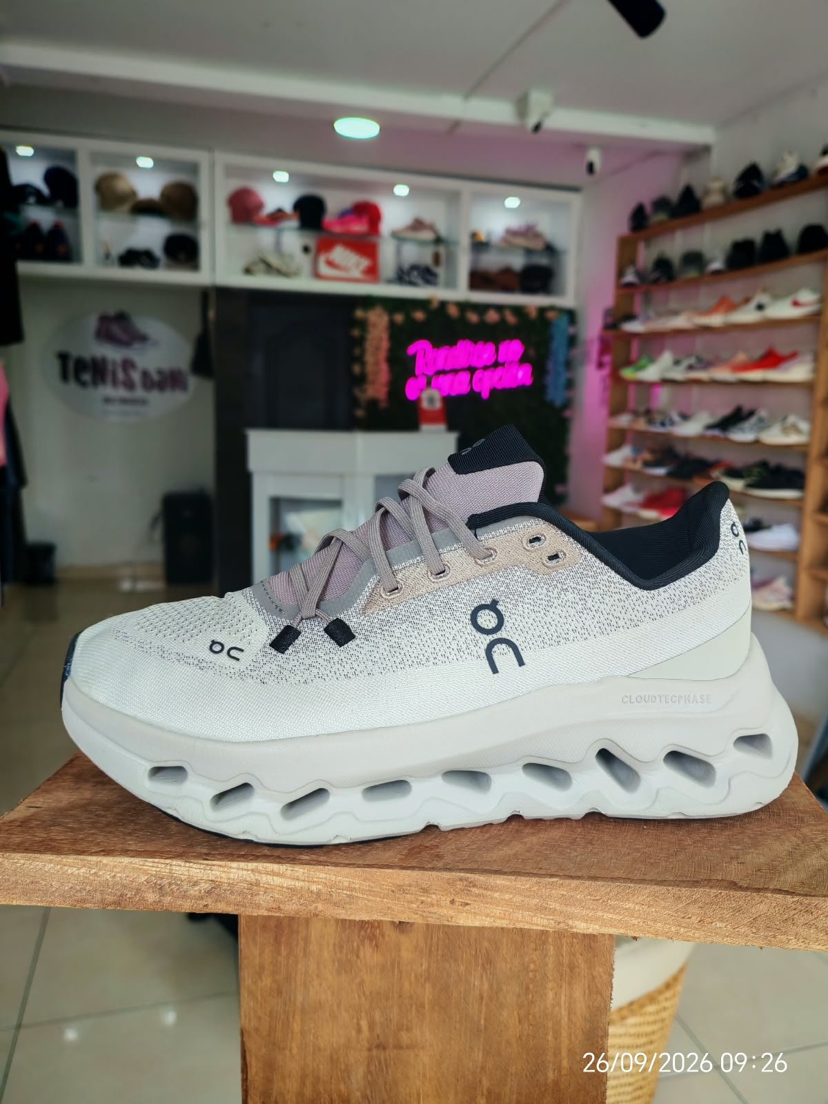 Tenis Dani