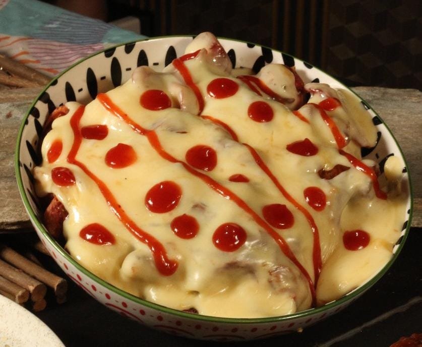 Salchipapa